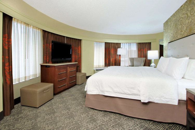Hampton Inn & Suites Columbus-Downtown