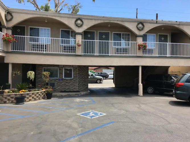 Standard Double room — Twin Beds