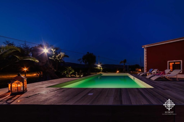 3 Bedrooms Villa