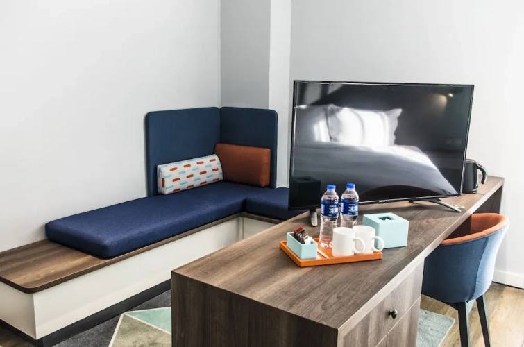 Standard Double room with city view