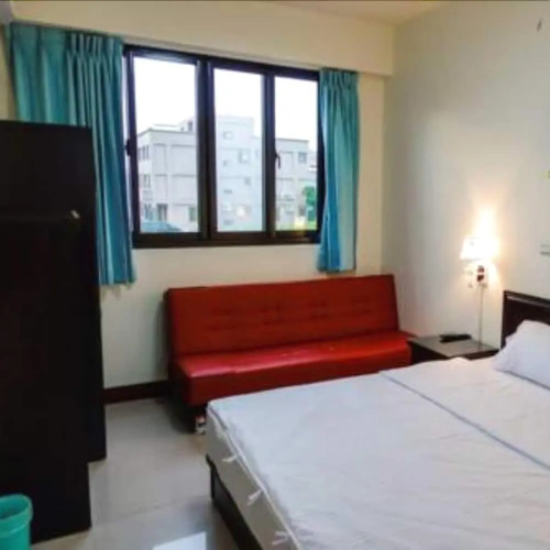 Dolphin Bay B&B