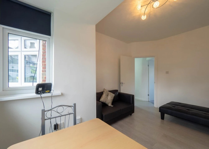 2 Bedroom Ground Floor Apartment