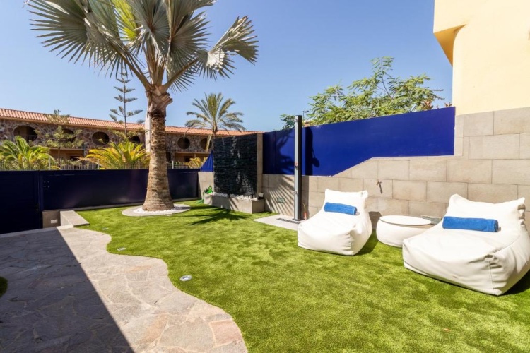 2 Bedrooms Bungalow
