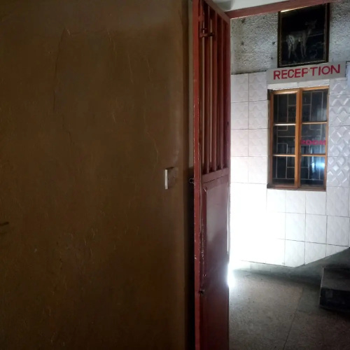 Kibiro Lodge