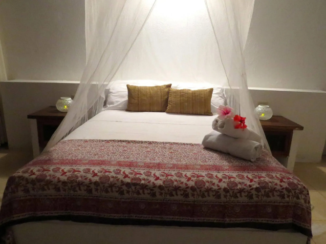 Huku Beach Hostel