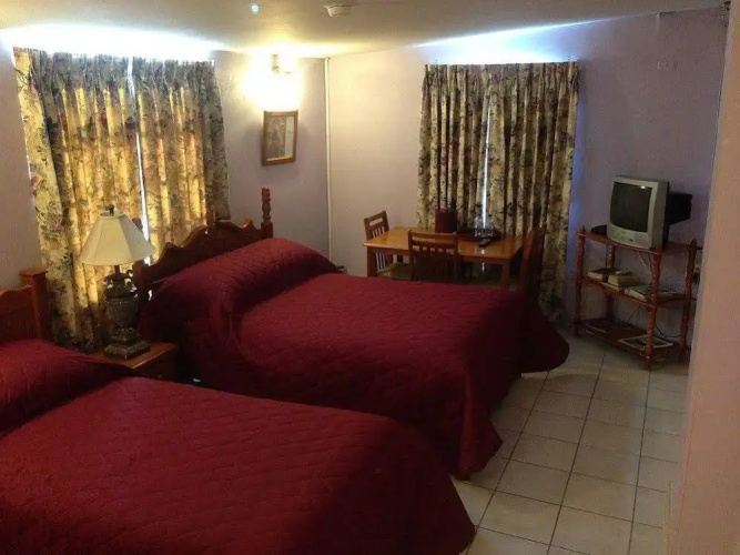 Airport Inn