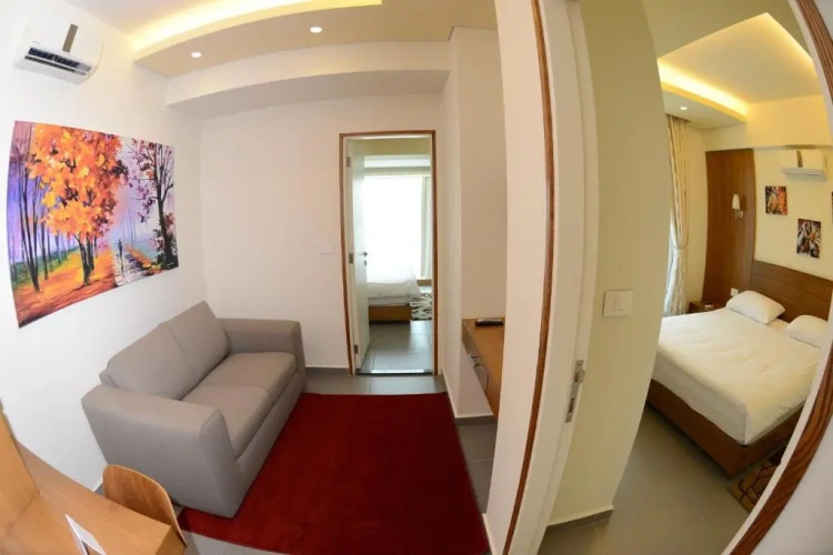 Deluxe Double Suite with mountain view
