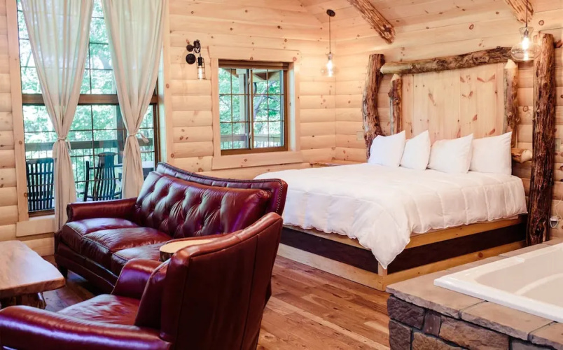 Cricket Hill Treehouse Cabins