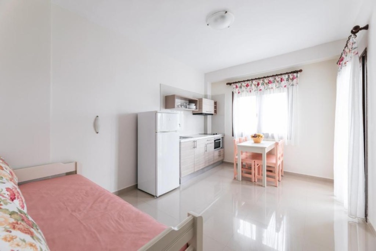 Apartment with sea view