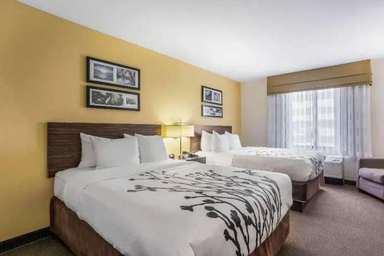 Sleep Inn & Suites