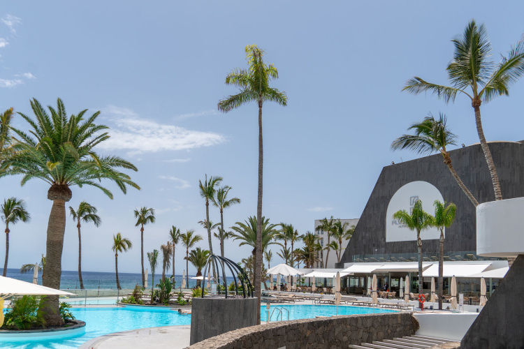 Plus Fariones Suite Hotel photo 35