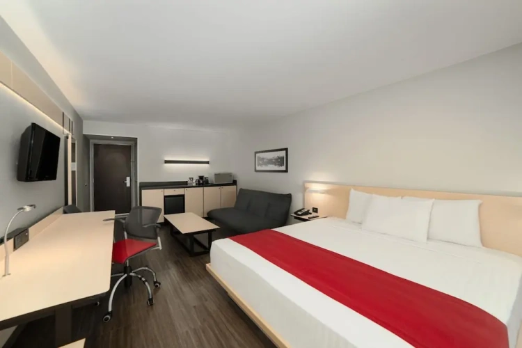 Double Suite