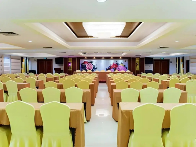 Vienna International Hotel