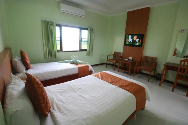 CK Hills Hotel