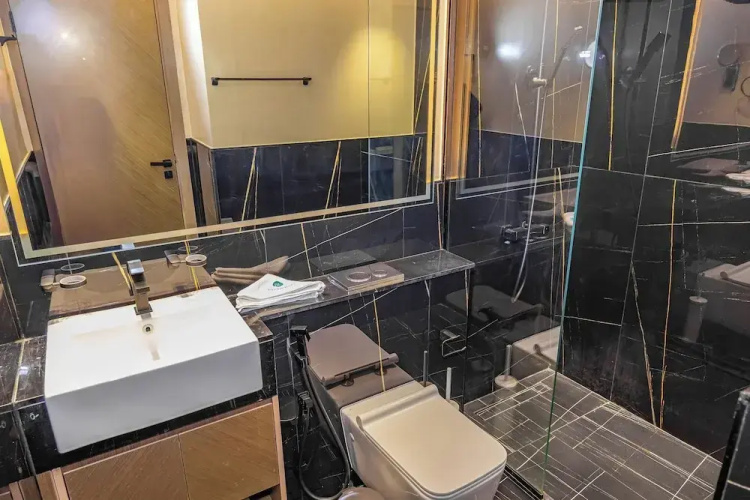 Bloomfields Stylish 1Br Binghatti Creek