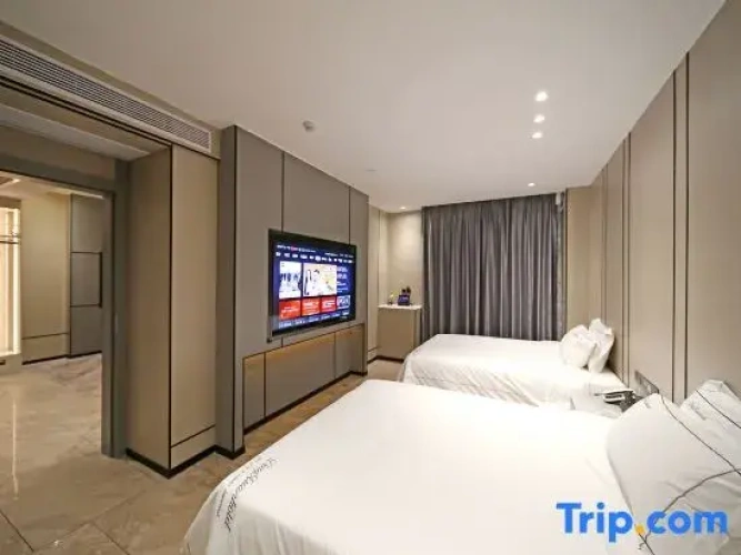 Premier Suite