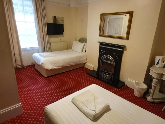 Standard Twin room