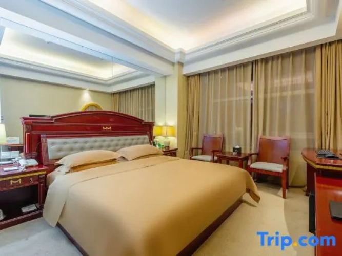 Deluxe Double Suite