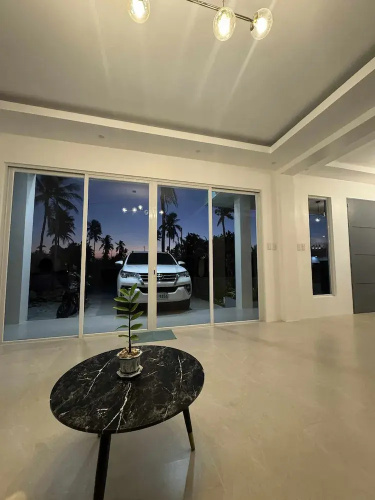 Oia Suites