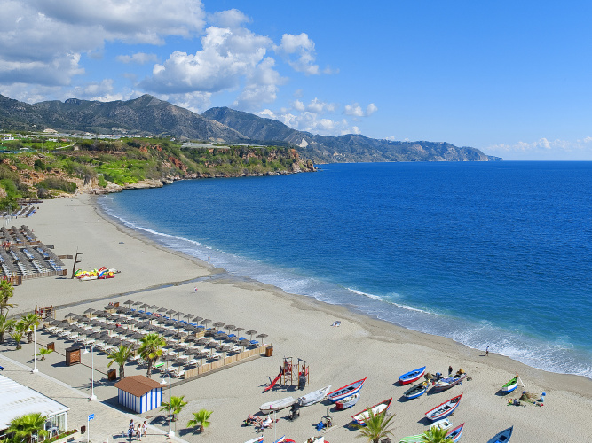 1 Bedroom Apartment with sea view