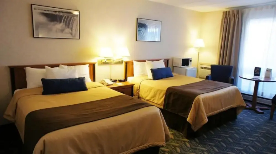 Travelodge At The Falls