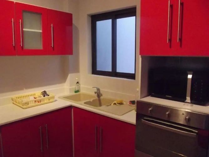 3 Bedrooms Apartment