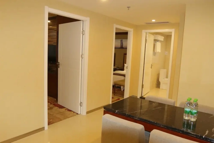 Twin Family Suite