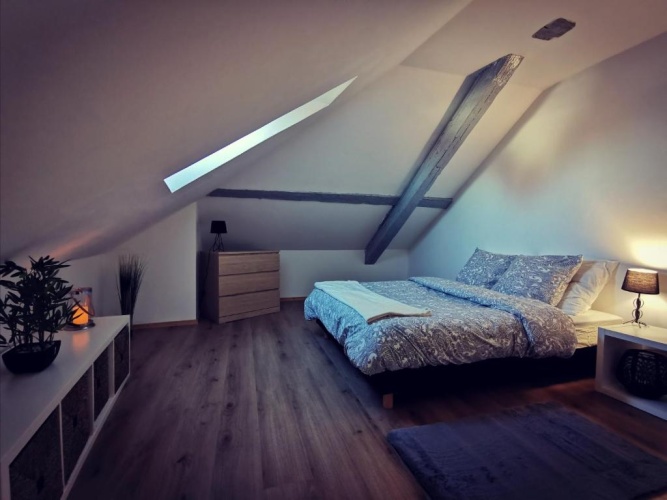 2 Bedrooms Apartment