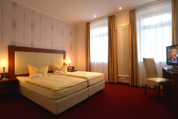Hotel Viacity