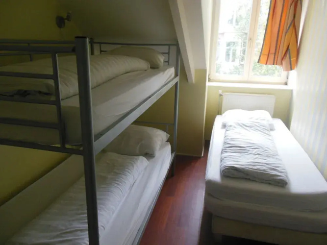 Hostel Sleep Inn