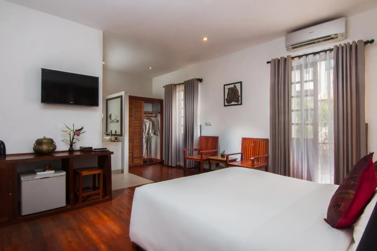 Apsara Centrepole Hotel