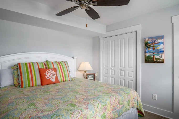 Bozeman Beach 4 Bedroom Home by Redawning