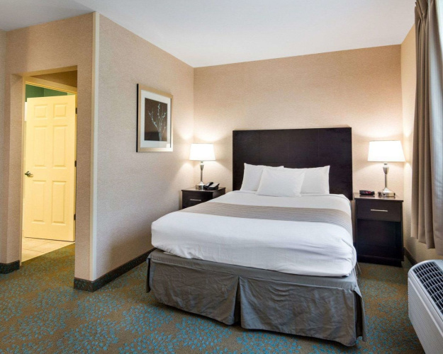 Suburban Extended Stay Hotel Quantico