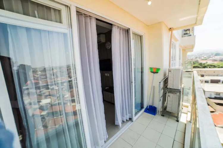 Modern @ Gateway Pasteur Apartment near Pasteur Exit Toll