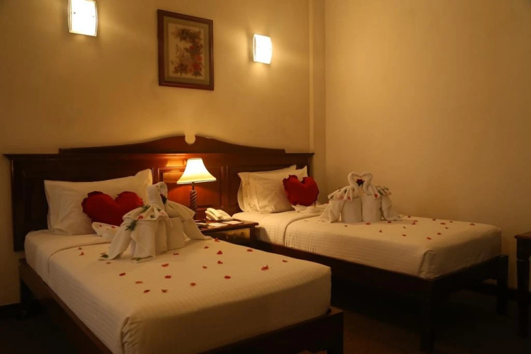 Hotel Sapphire