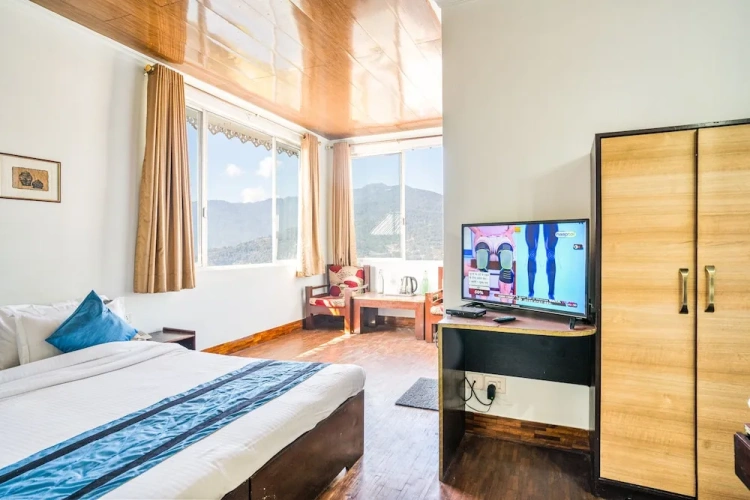 Comfort room