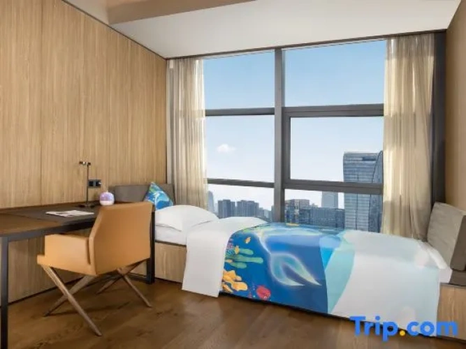 Deluxe Family Suite