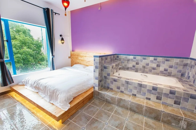 LOHAS Holiday Theme Inn