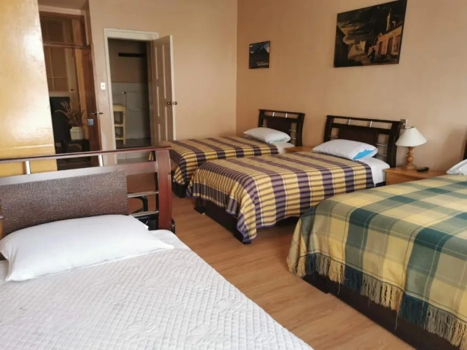 Standard Triple room