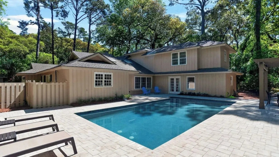 4 Bedrooms Cottage