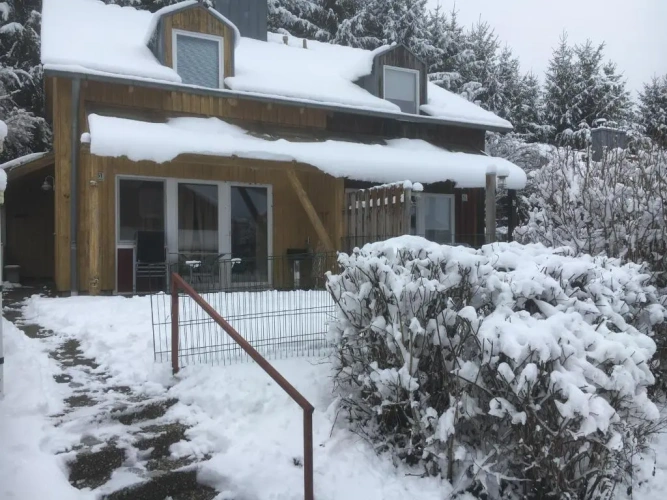 2 Bedrooms Cottage