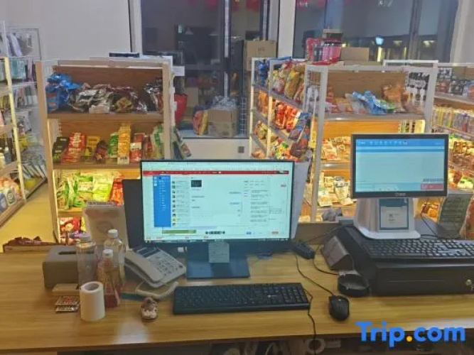 Zhuojun Apartment (Qunli Shop)