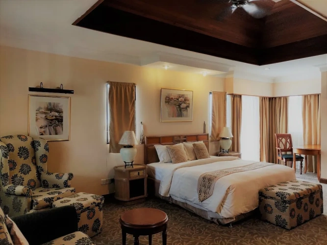 2 Bedrooms Suite with balcony