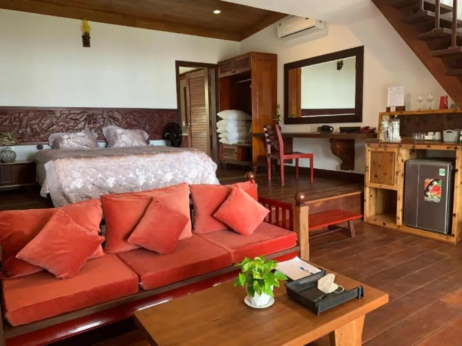 Standard Family room with view
