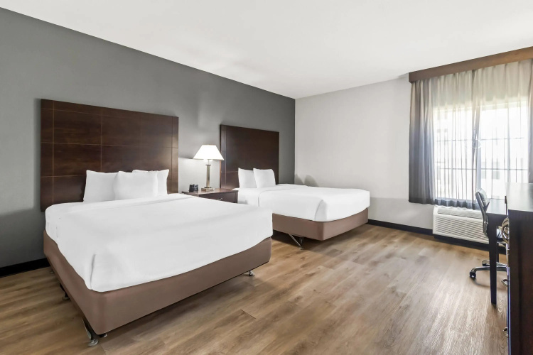 La Quinta Inn & Suites by Wyndham Houston Energy Corridor
