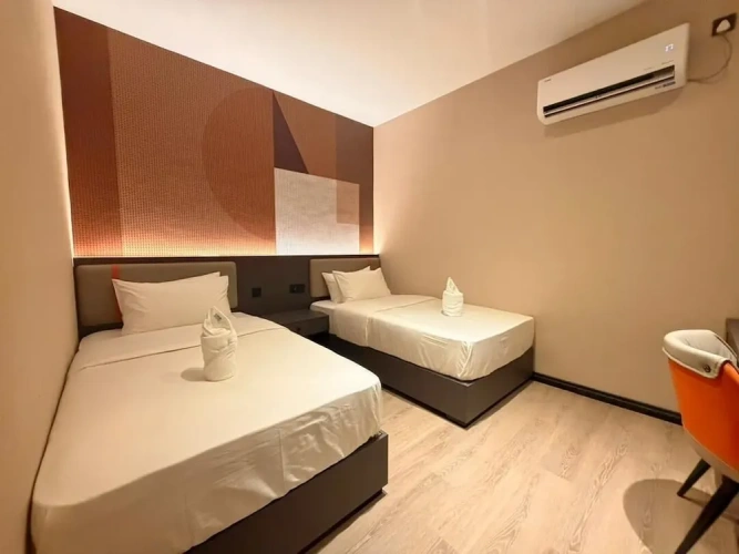 Standard Twin room