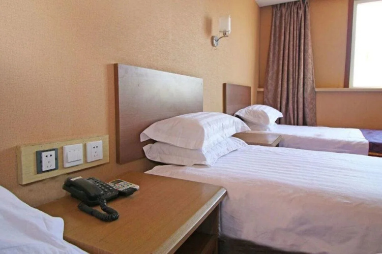 Bihai Jinjing Hostel