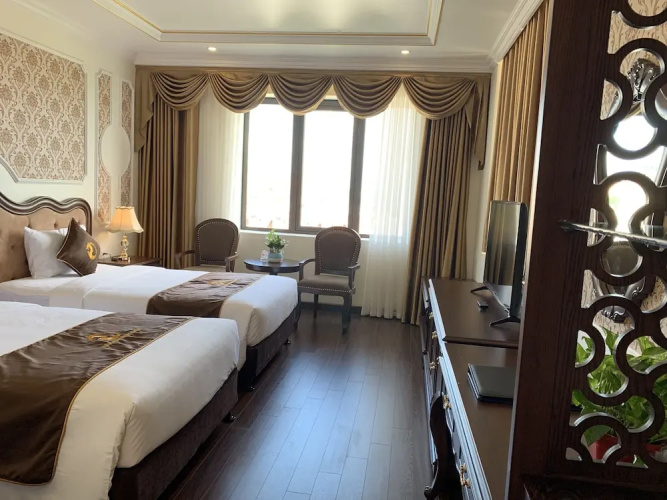 Dragon Legend Hotel