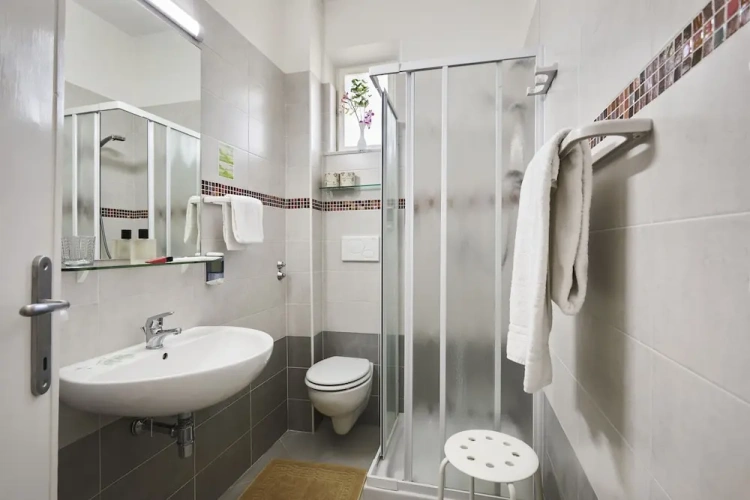 1 Bedroom Classic Double room with balcony