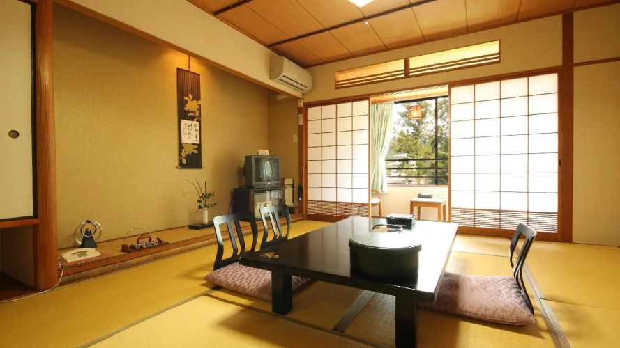 Gyokusenkaku
